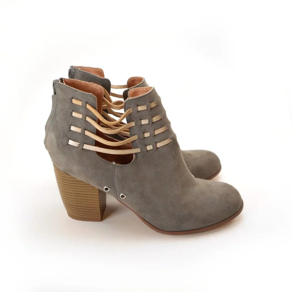 Plume by Faryl Robin Women's Size 9 Faux Leather Cut-out Strap Ankle Boot